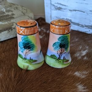 Vintage Lusterware HP Salt & Pepper Shakers Japan